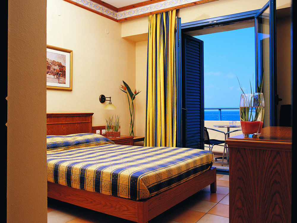 Castello Village Hotel