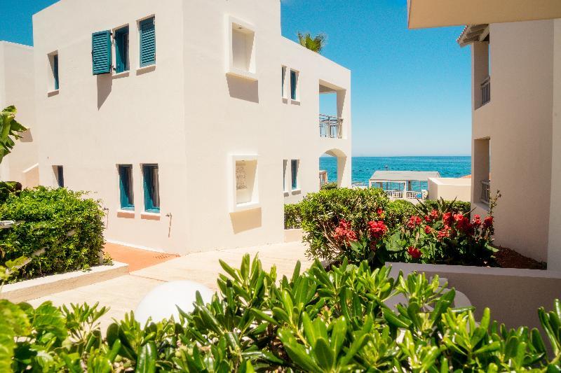 Castello Village Hotel